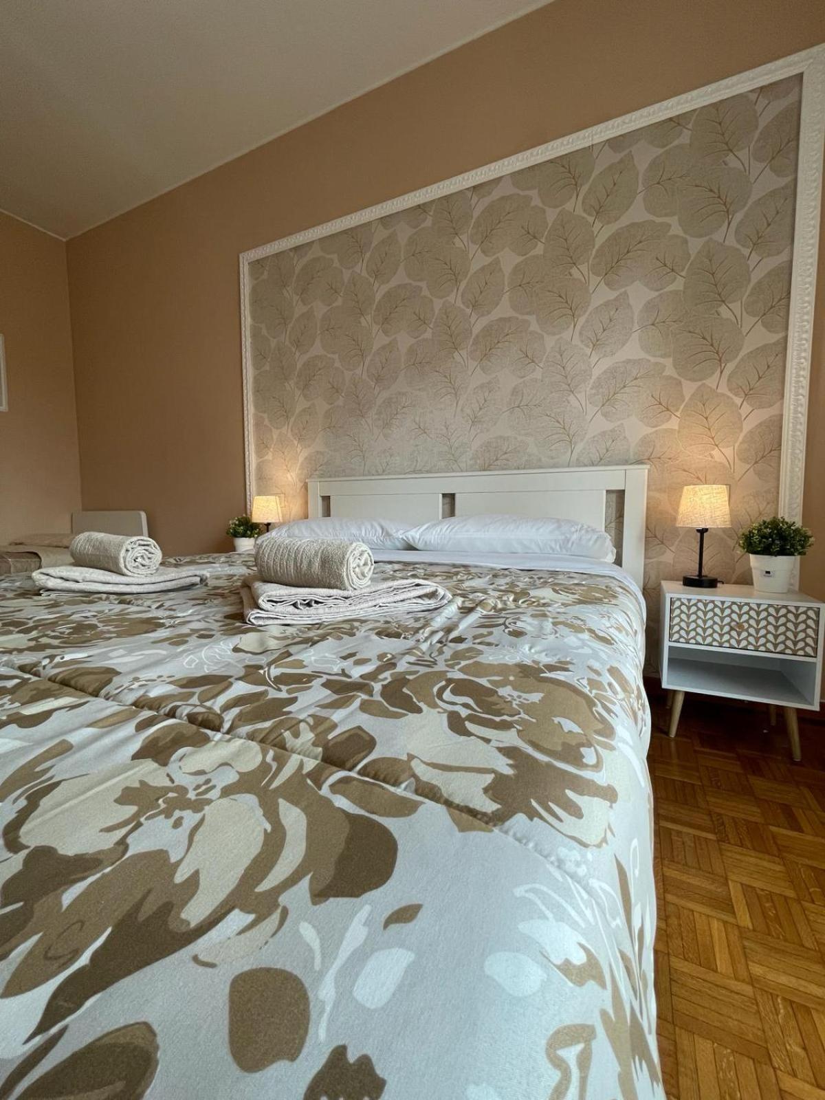 Home In Town - Citta' Studi Apartment - Metro M2 Piola A 2 Minuti — Photos 3